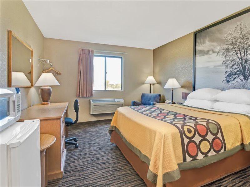 Super 8 By Wyndham Spokane/West Airway Heights Bagian luar foto