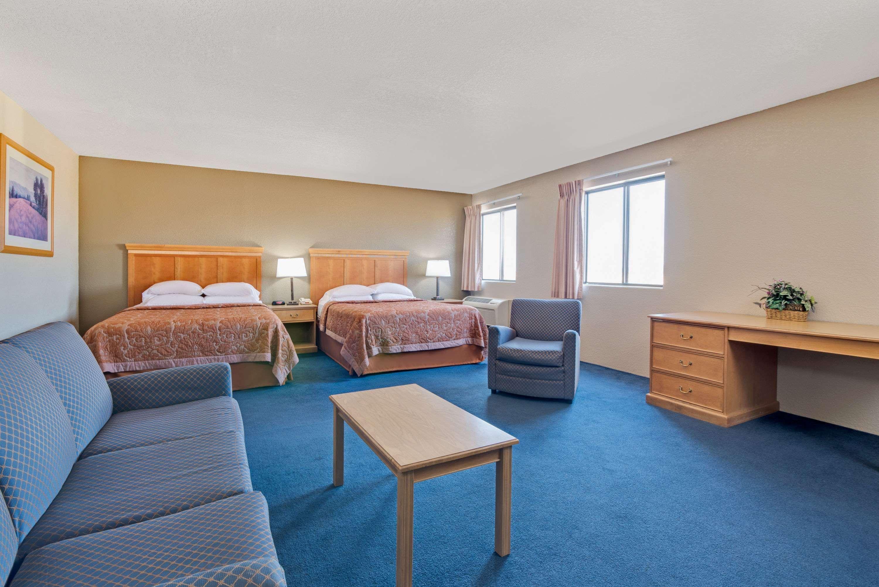 Super 8 By Wyndham Spokane/West Airway Heights Bagian luar foto