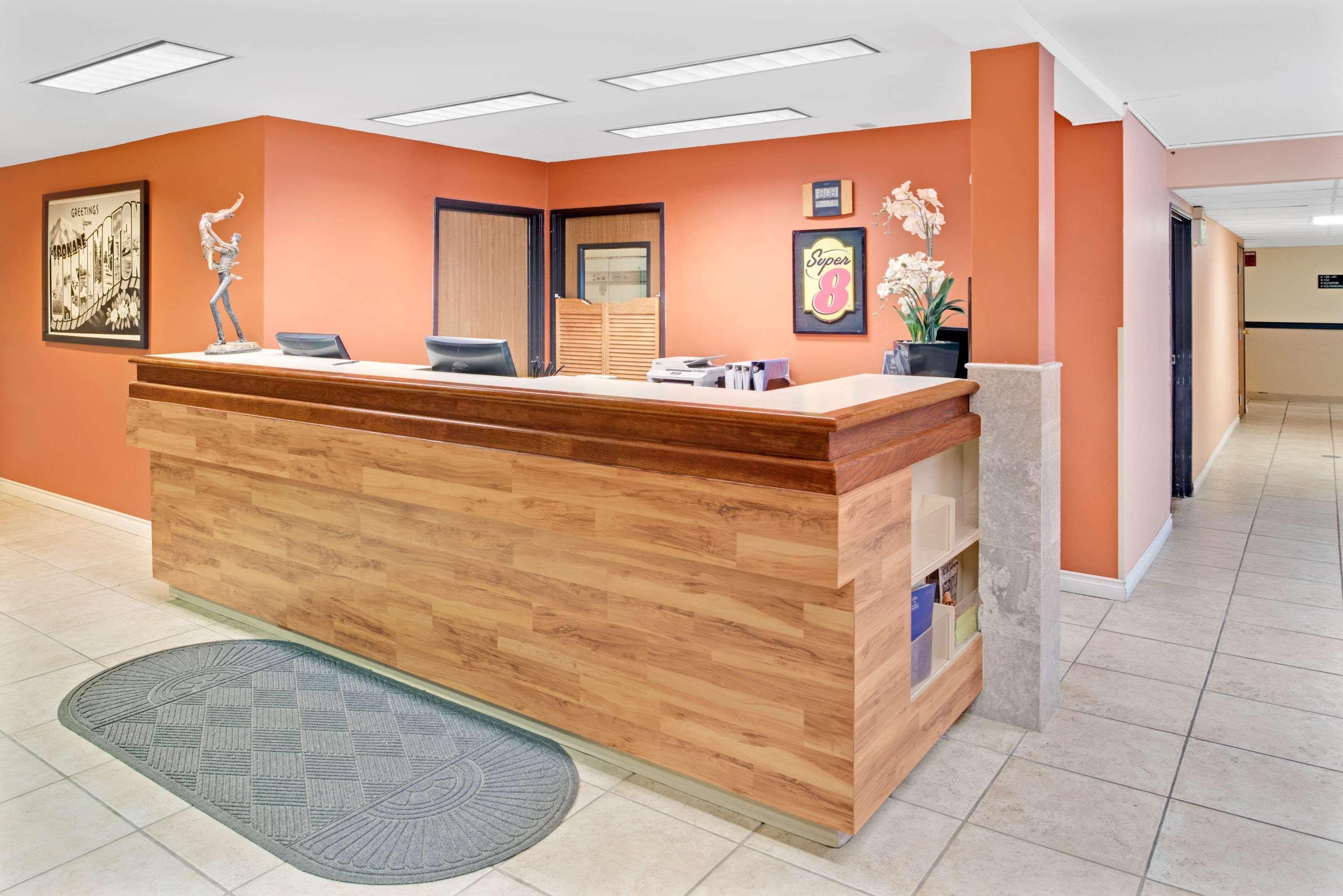 Super 8 By Wyndham Spokane/West Airway Heights Bagian luar foto